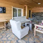 Drevenica Rybarie S Kupacou Kadou Ferienhaus Klokocov (Cadca)