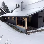 Drevenica Rybarie S Kupacou Kadou
