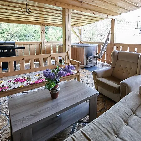 Drevenica Rybarie S Kupacou Kadou *