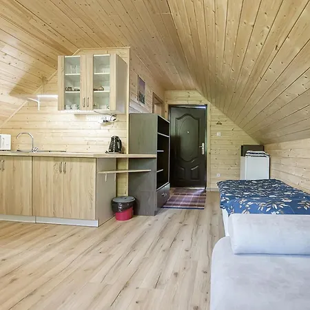 Drevenica Rybarie S Kupacou Kadou *