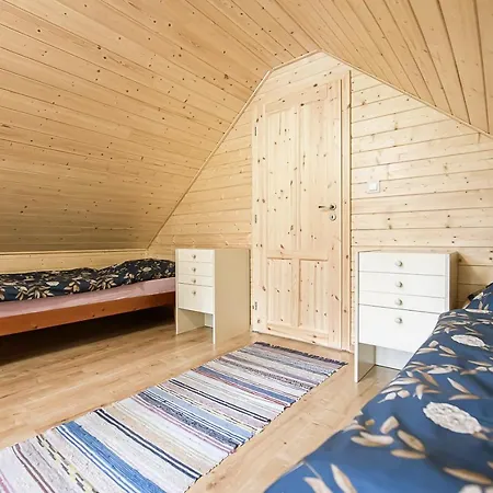 Drevenica Rybarie S Kupacou Kadou