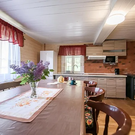 Drevenica Rybarie S Kupacou Kadou Klokocov (Cadca)