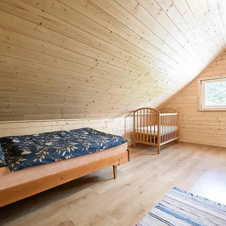 Drevenica Rybarie S Kupacou Kadou Klokocov (Cadca)