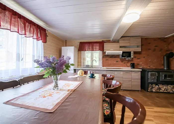 Drevenica Rybarie S Kupacou Kadou Klokocov (Cadca)